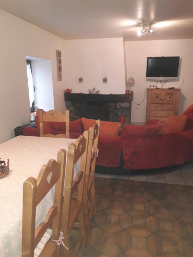 Hébergement François Mathieu Saint-Maurice-sur-Moselle Esterno foto